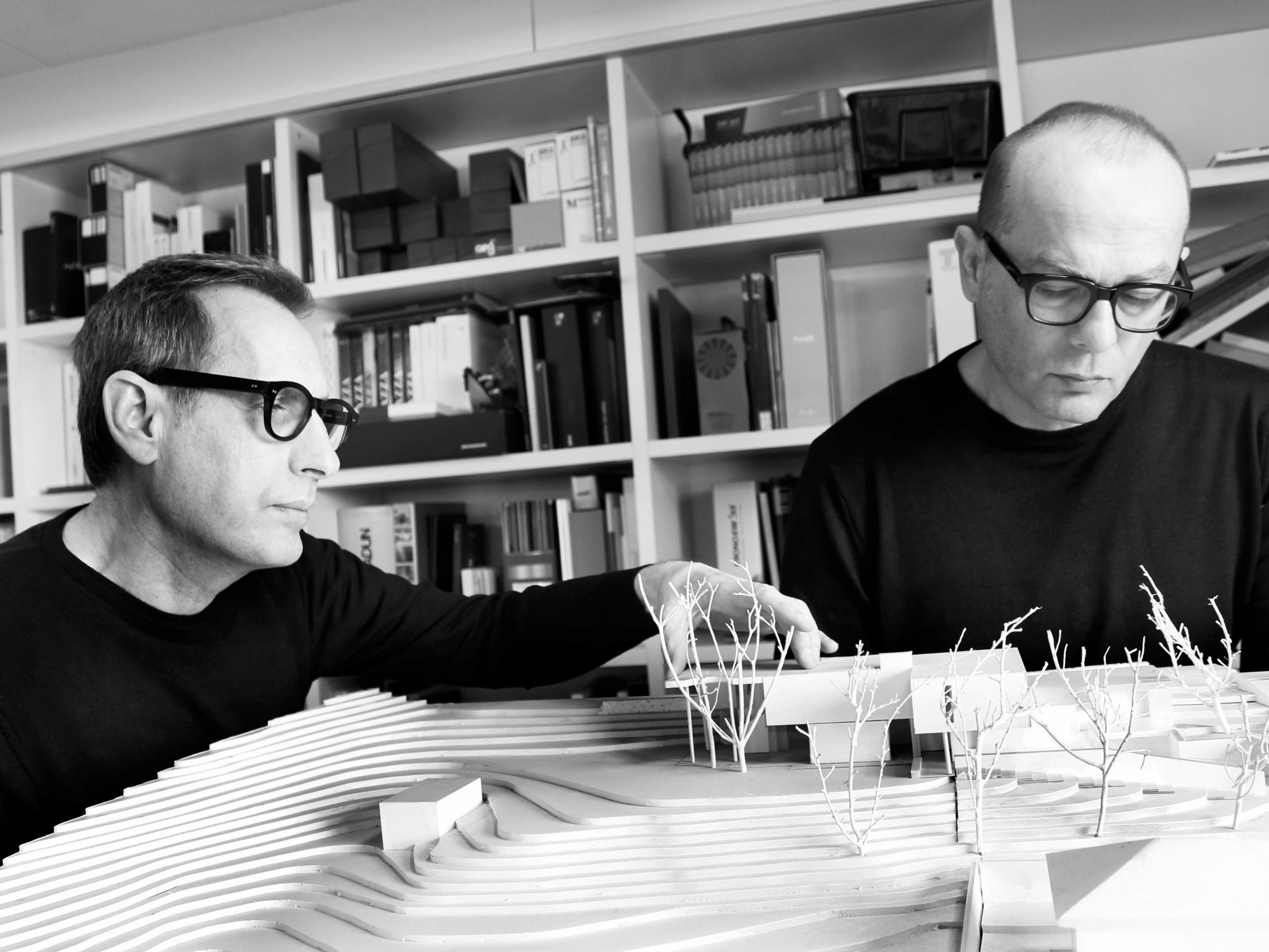 Дизайнер Gabriele & Oscar Buratti